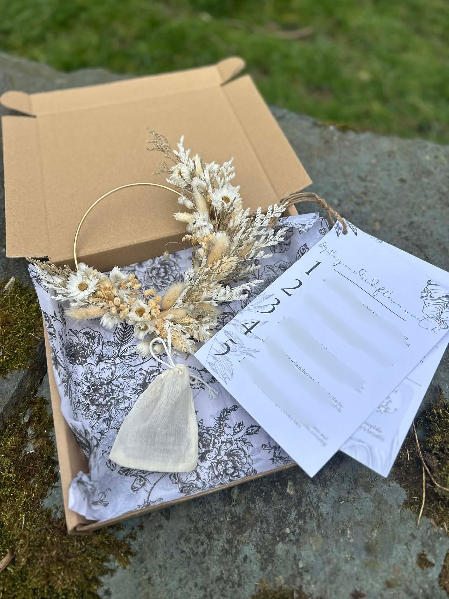 **NEW** Dried Flower Wreath Kit